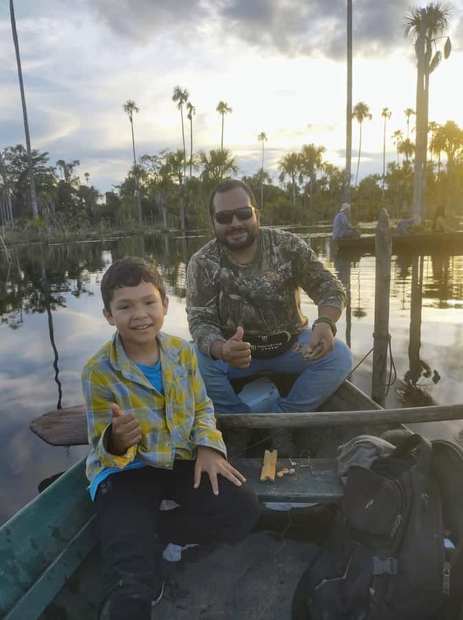 Puerto Maldonado: Lake Yacumama sunset and piranha fishing - On the water: piranha fishing you can actually do
