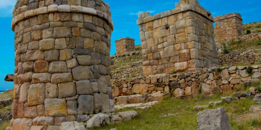 Puno: Chucuito, Aramu Muru, and Juli Day Trip - Chucuito First, Where the Views and the Temple of Fertility Fit Together