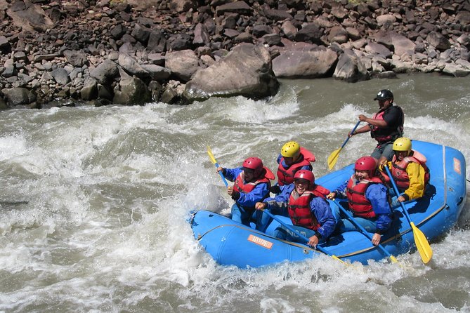 Rafting & Zip line Urubamba River 1 Day - Weather and water levels: rainy season can change everything
