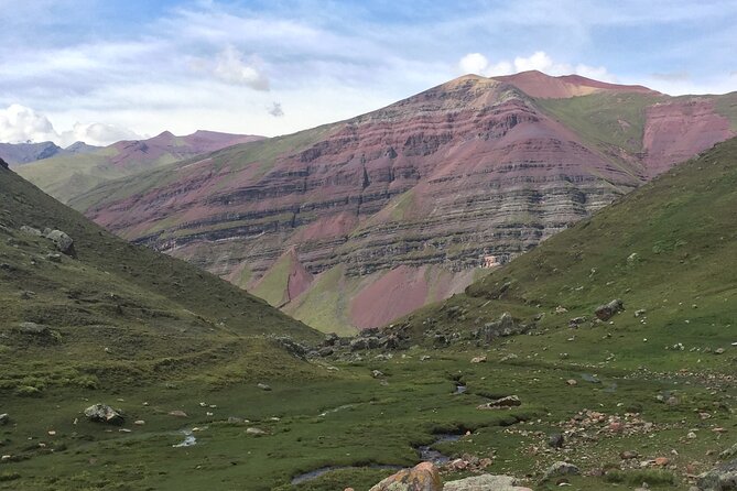 Rainbow Mountain Cusco Full Day - A 4:00 am start for Vinicunca’s Seven-Colored Views