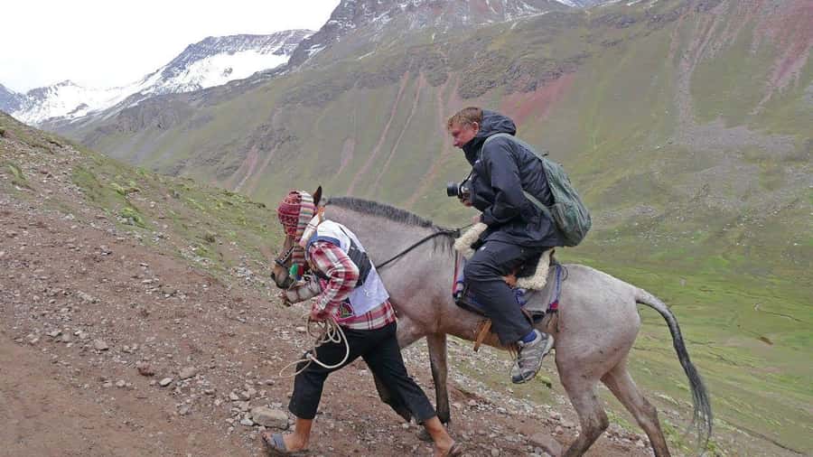 Rainbow mountain horseback riding tour + Buffet Lunch - Guide quality can make or break the pace
