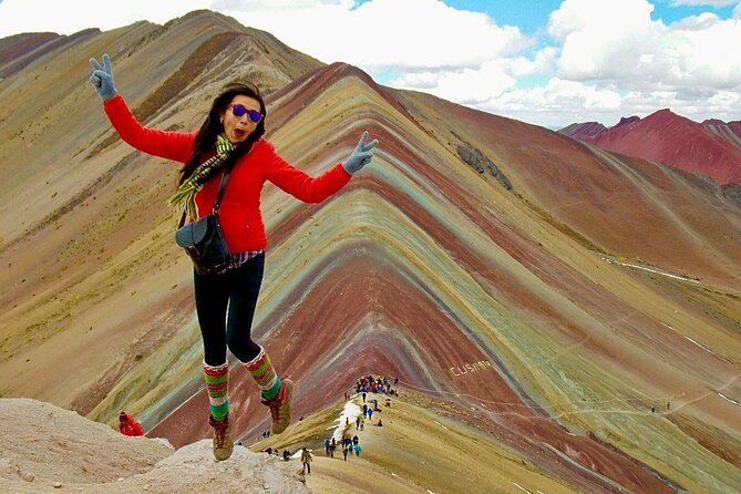 Rainbow Mountain in Cusco Full Day Tour - The Route to Vinicunca: Bus Times and Trail Setup