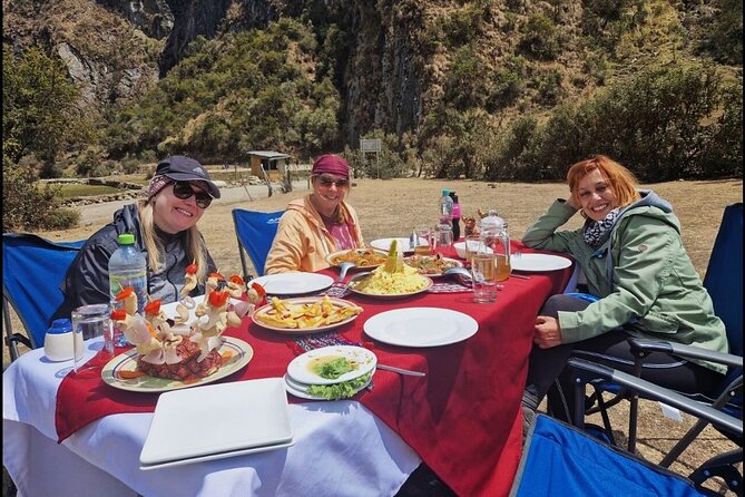 Rainbow Mountain & Red Valley Premium Tour with picnic - Red Valley for the second act: why the 30 minutes feels special