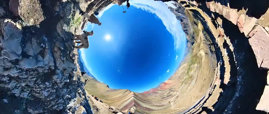 rainbown mountain Vinicunca 1 day - Breakfast stop and the quick guide orientation