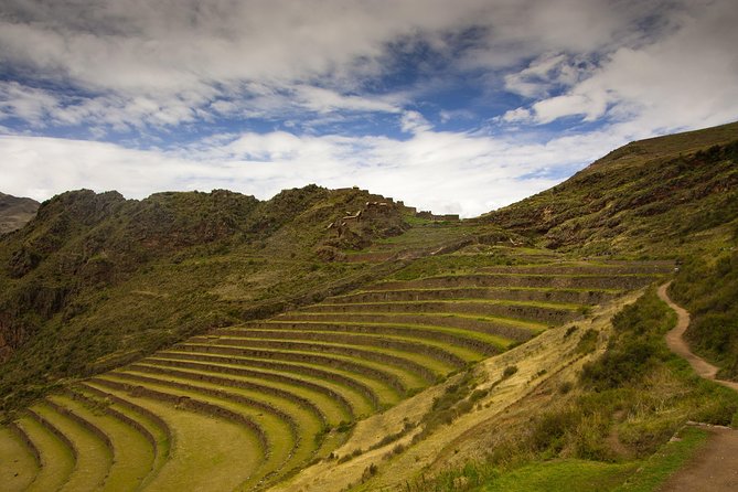 Sacred Valley and Machu Picchu Tour in 2 days with Peru Vip - Day 2 Machu Picchu: bus up early, guided tour, then free time