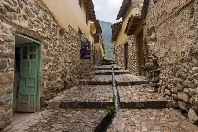 Sacred Valley: Chinchero, Maras, Moray, Ollantaytambo Private or Small-Group - The Scenic Drive Through Sacred Valley, Plus Moray’s Crop Testing