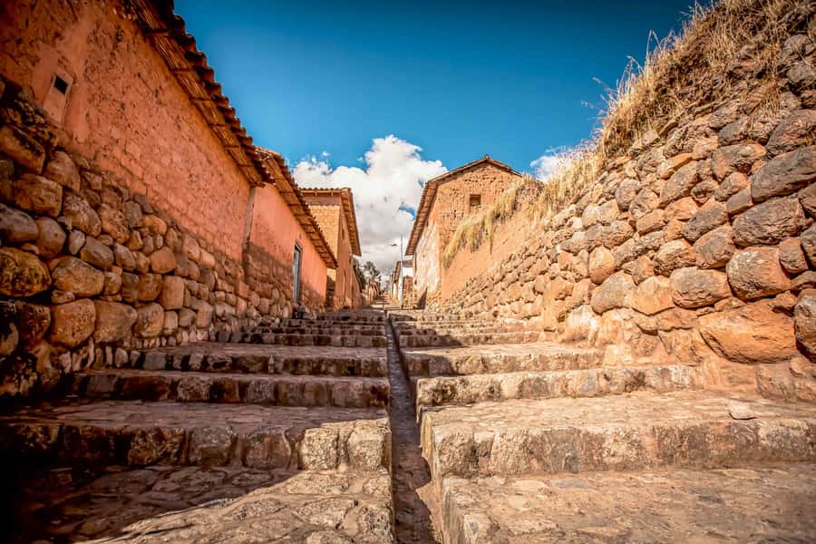Sacred Valley: Ollantaytambo, Chinchero And Yucay With Lunch - Sacred Valley at a relaxed pace, with real craft stops