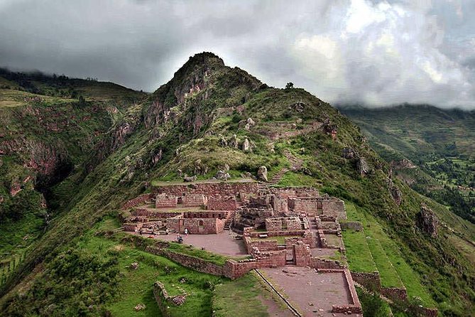 Sacred Valley Private Tour: Chinchero, Ollantaytambo and Pisaq - Pisac Ruins at 2,972 m, Then Down to the Market for Alpaca Wool