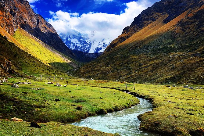 Salkantay Trek To Machu Picchu 5 Days And 4 Nights - The 4:30 am meeting and what a small-group trek changes