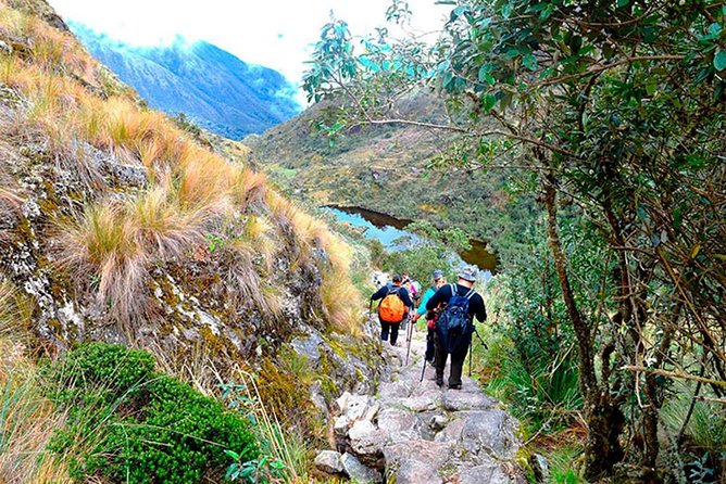 Small Group: 4-Day Inca Trail Trek to Machu Picchu - Guide and Chasquis: the storytelling part that makes it feel alive