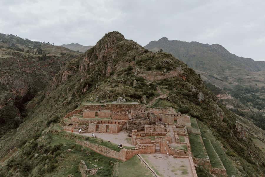 Super Sacred Valley with Transfer to Ollantaytambo - Urubamba lunch: a local reset between stops