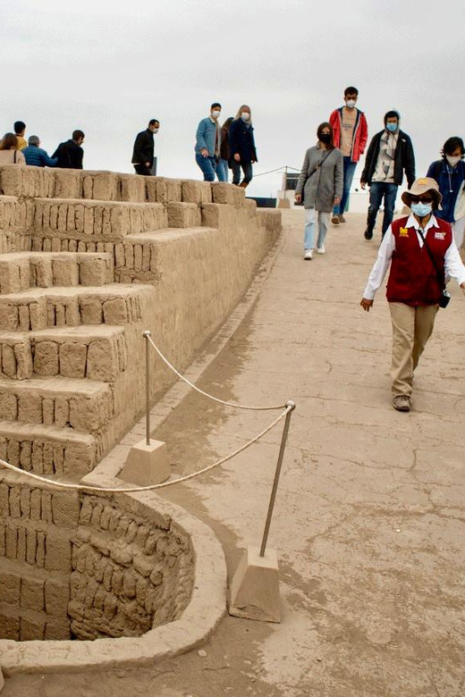 Tour Huaca Pucllana: Pyramids and Pre-Columbian Antiquity - Photo Breaks and Lima City Views from Huaca Pucllana