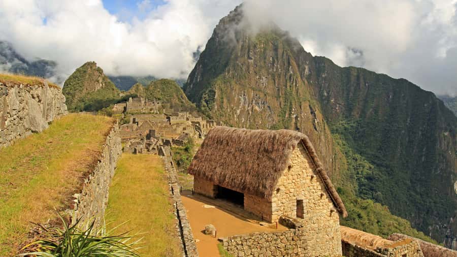 Tour Machu Picchu + Mountain of Huayna Picchu 2 days - Key highlights that make this 2-day plan work