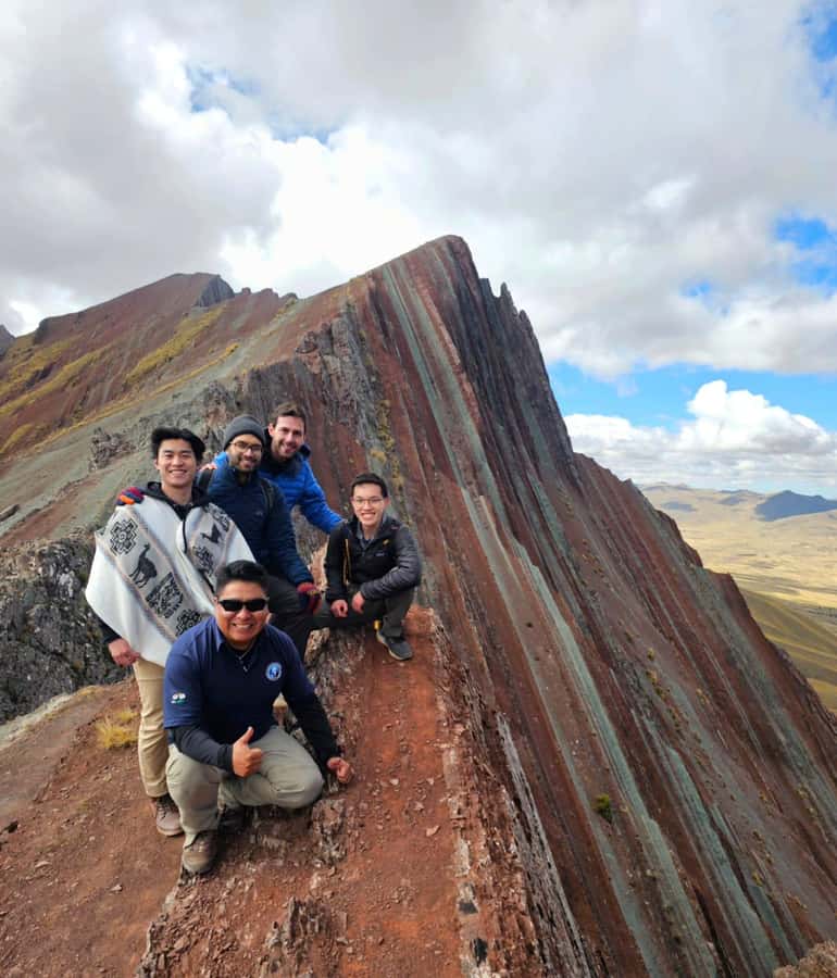 Tour Pallay Punchu Trek Full Day - The Summit Experience: Colors, Photos, and How to Use Your Time