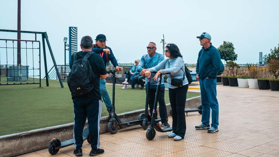 Tour Panorámico en Miraflores en Scooter Eléctrico - Start in Miraflores, then learn your scooter pace fast