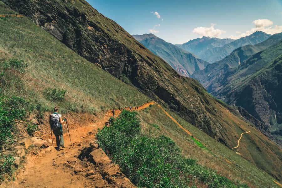 Trek to Choquequirao 4 days - Day 1: From Capuliyoc Viewpoint to Santa Rosa Camp