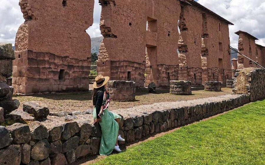 TRIP FROM PUNO TO CUSCO WITH THE ROUTE OF THE SUN - Buffet Lunch Break: Fuel for Raqchi and the Andes School of Art