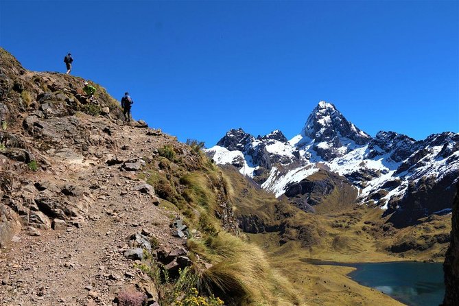 Ultimate Lares Trek & Inca Trail 5 days - Day 3: Downhill to Huaran, then Ollantaytambo, Salineras, and a real night in a hotel