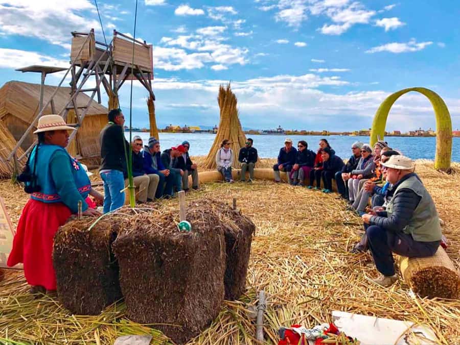 Uros Floating Islands Tour in Puno - The optional reed boat ride: plan for costs and manage expectations