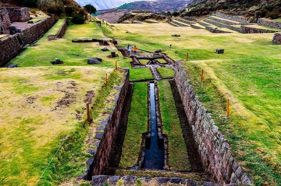 Valle Sur Cusco | half day - Andahuaylillas chapel: gold leaf altars and baroque paintings