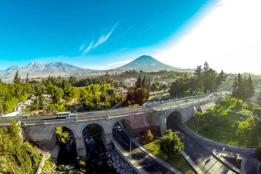 Walking tour in the Historic Center of Arequipa - Mundo Alpaca: Camelids Up Close, Plus Fiber-Fabric Ideas